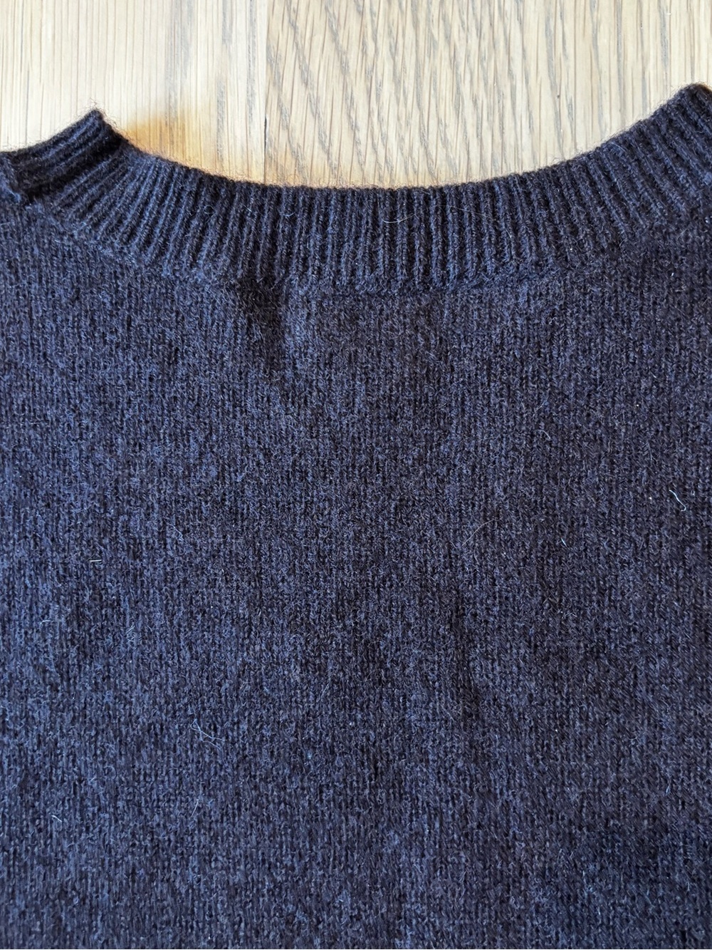 Women’s Puff-Sleeve Crewneck Sweater - Dark Brown by FRAME - Picture 7 of 7